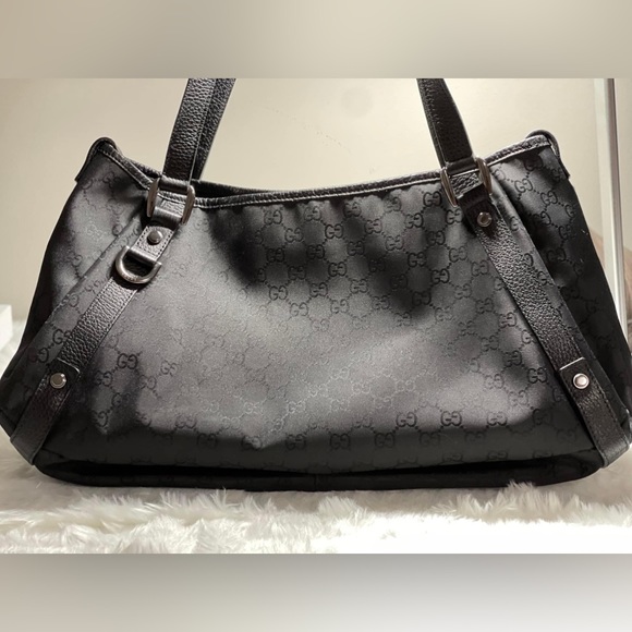 Gucci Bag - Picture 2 of 5